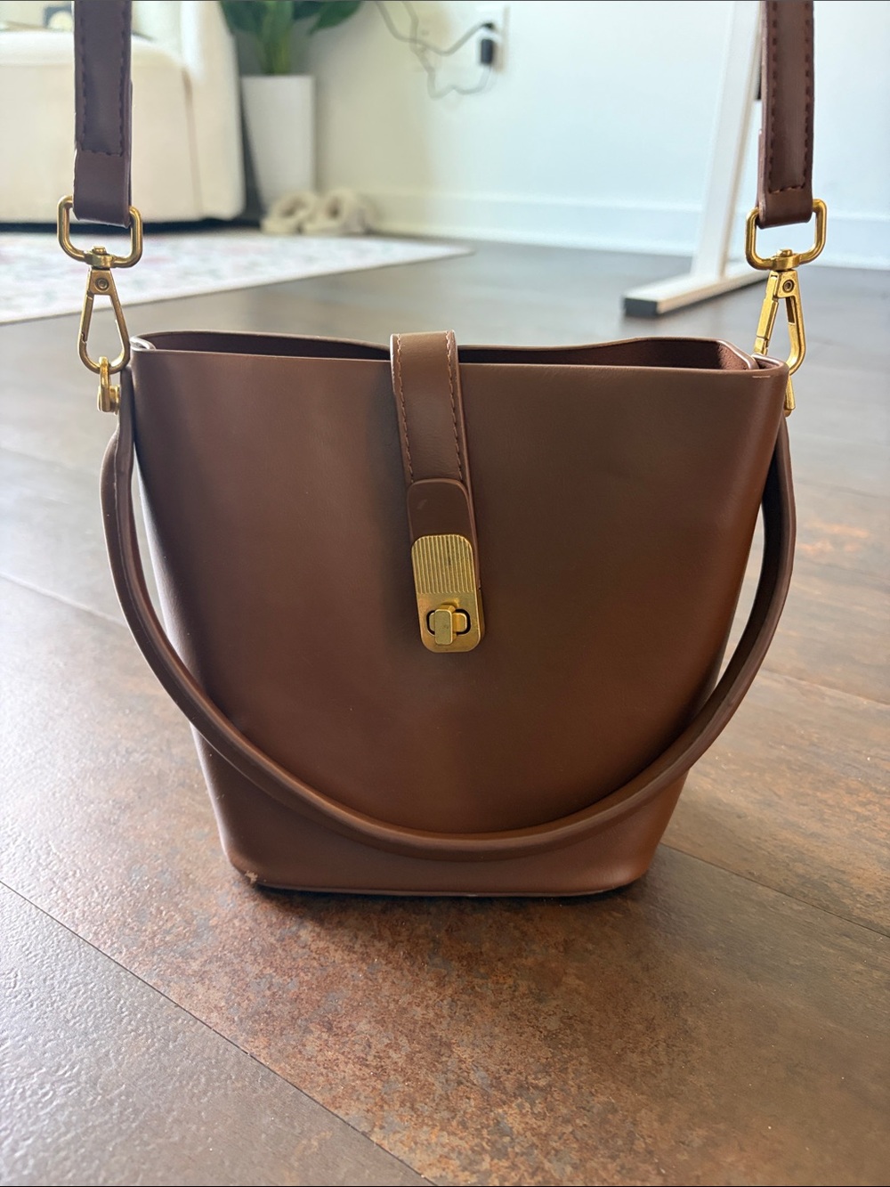 Classic Brown Bucket Shoulder Bag